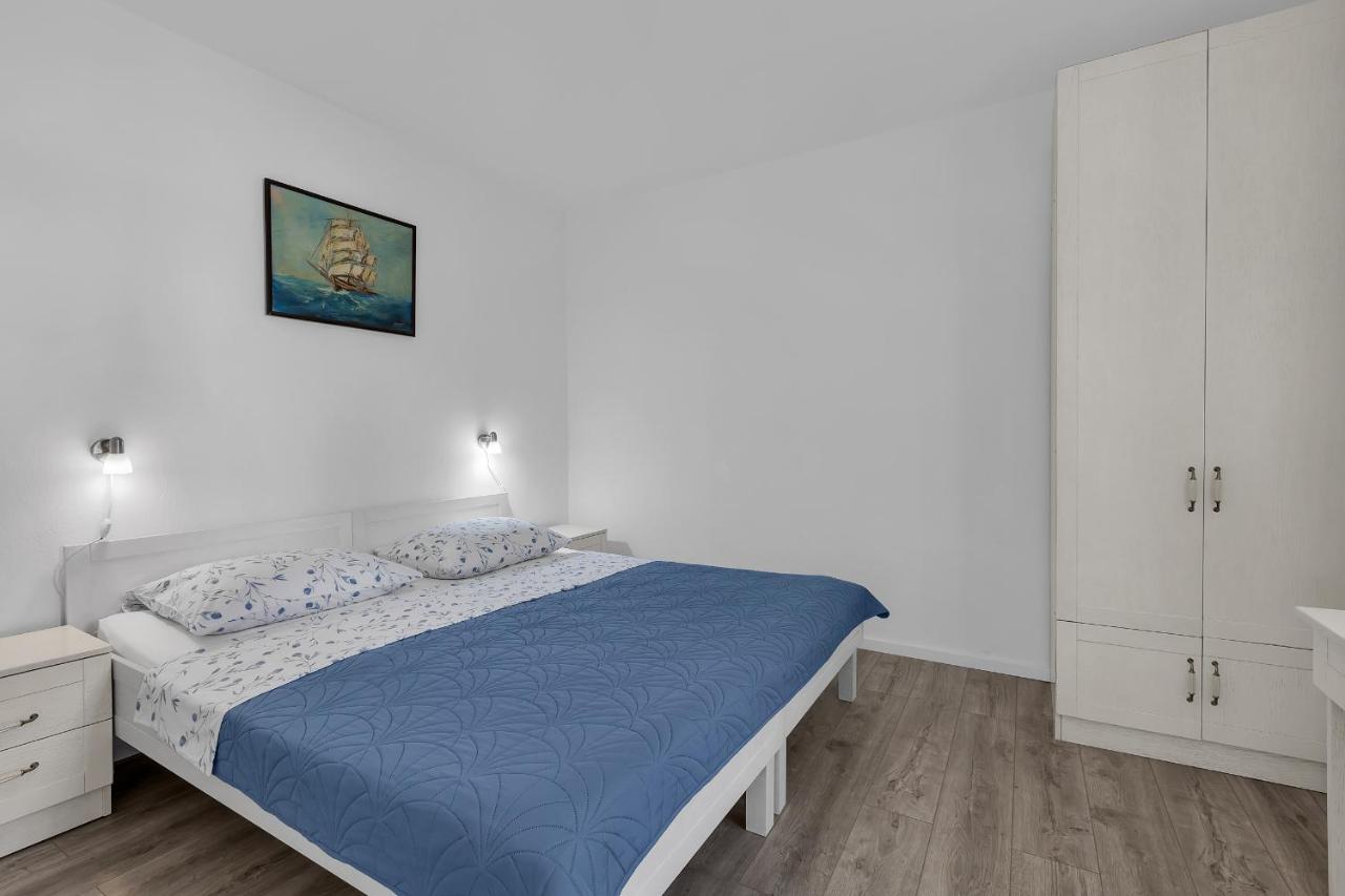 Apartments By The Sea Podgora, Makarska - 2596 ภายนอก รูปภาพ